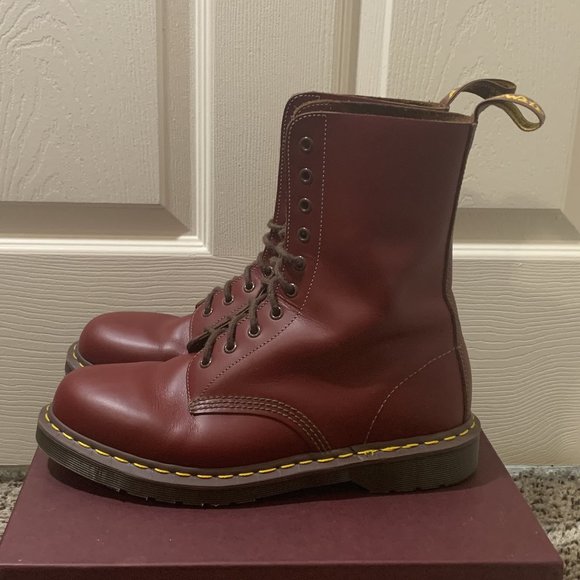 Sold - Dr. Martens 1490 Oxblood MIE - Picture 4 of 7